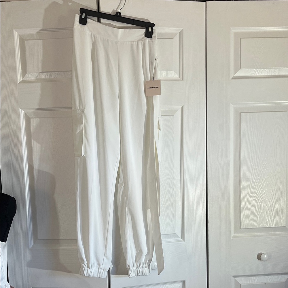Superdown Rachel White Cargo Pants Joggers Sash Size Small NWT